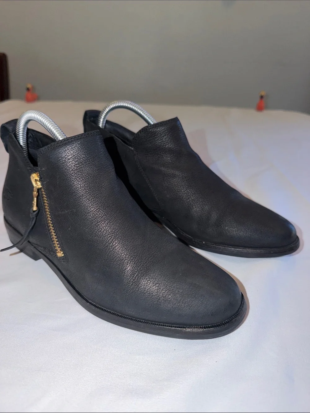 Ugg Boots Glee ankle booties SZ 7.5
